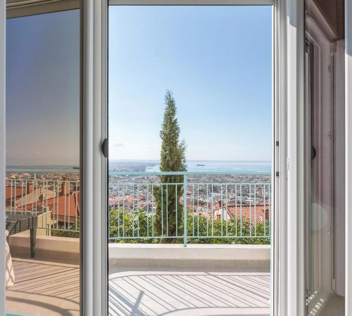 View - Ano Poli Apartment Thessaloniki Greece