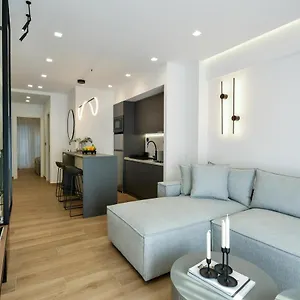 Luxury Downtown C2 סלוניקי